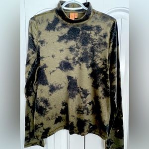 INDYEVA size M - women’s long sleeve